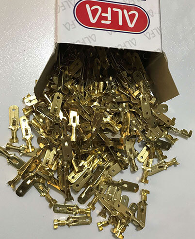 سرسیم برنجی نری کولری کوتاه بسته 400 عددی کد 1330 سرسیم برنجی نری کولری کوتاه بسته 400 عددی کد 1330