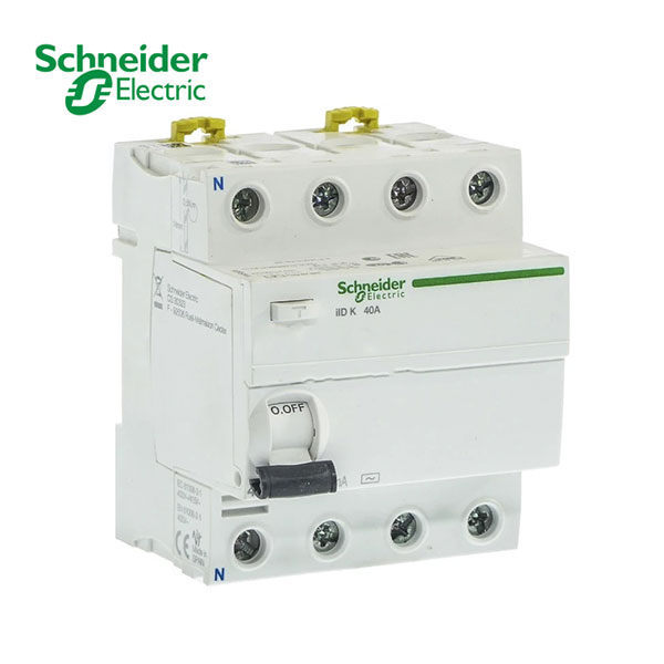 محافظ جان چهار پل 40 آمپر اشنایدر مدل A9R50440 محافظ جان چهار پل 40 آمپر اشنایدر مدل A9R50440
